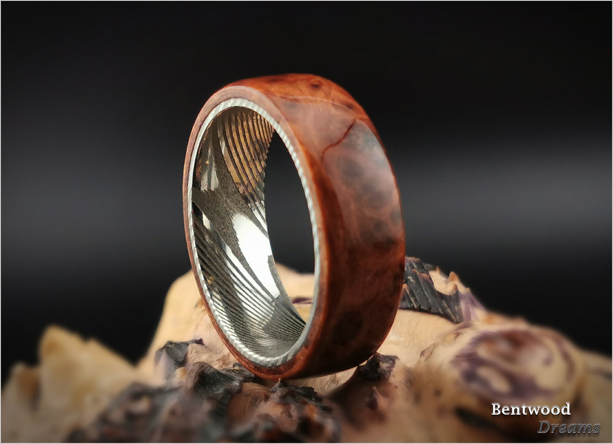 Bentwood Ring: Redwood Super Burl, Damascus Steel core