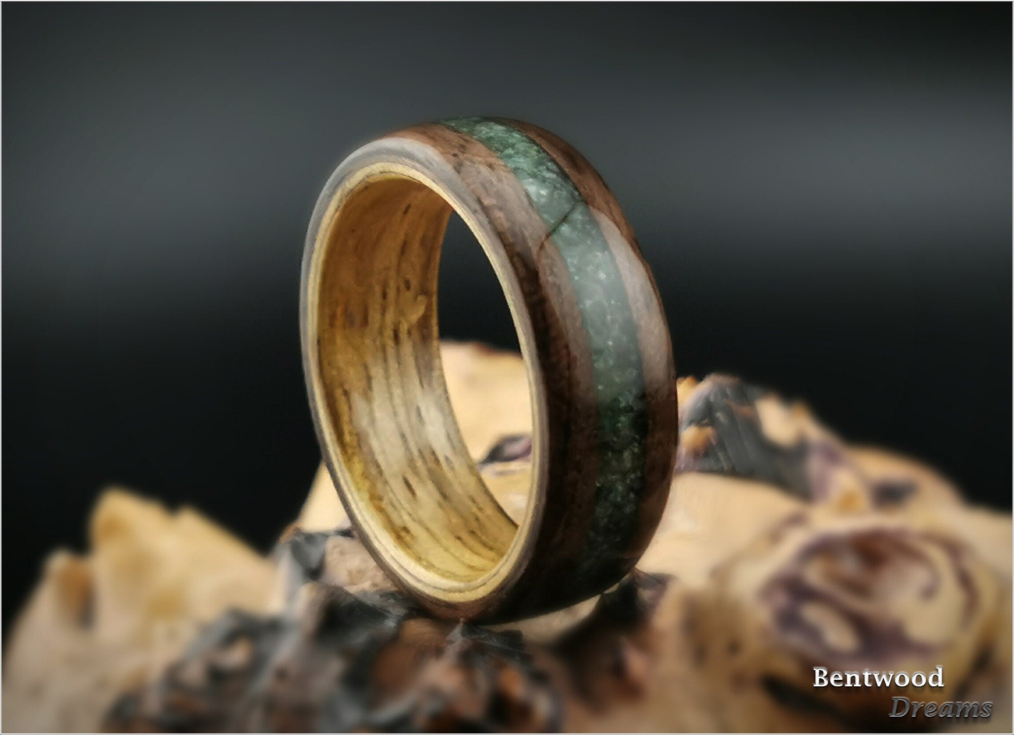 Emerald Inlaid Bentwood Ring: Curly Walnut, Black Limba Core