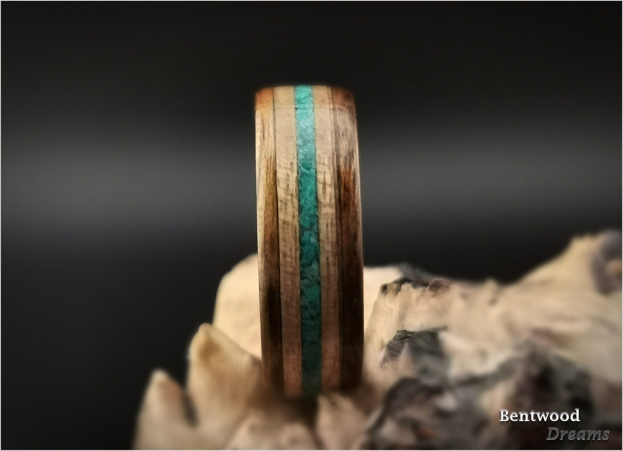 Bentwood Ring: Mangowood, inlaid Mango Sapwood and Peruvian Chrysocolla, Black Ceramic core