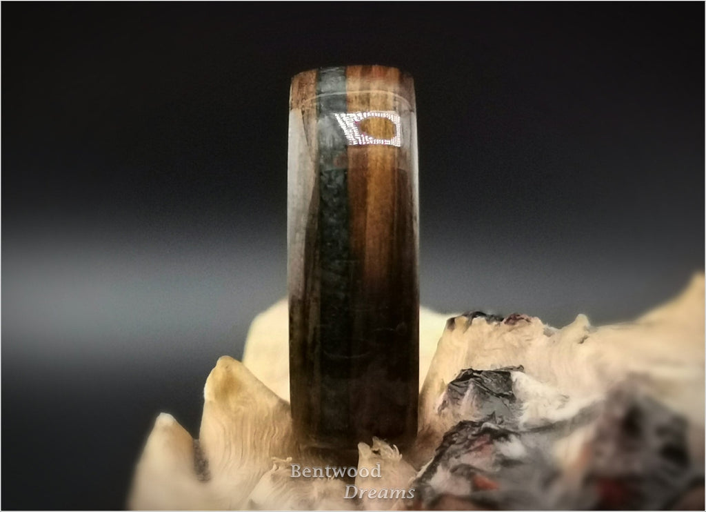 Bog Oak Bentwood Ring: Green Jasper Inlay, Figured Gaboon Core