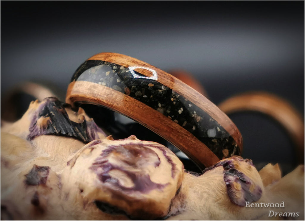 Bentwood Ring: Moabi, inlaid Fuertaventura Volcanic Sand , Polished Black Ceramic core, wood ring