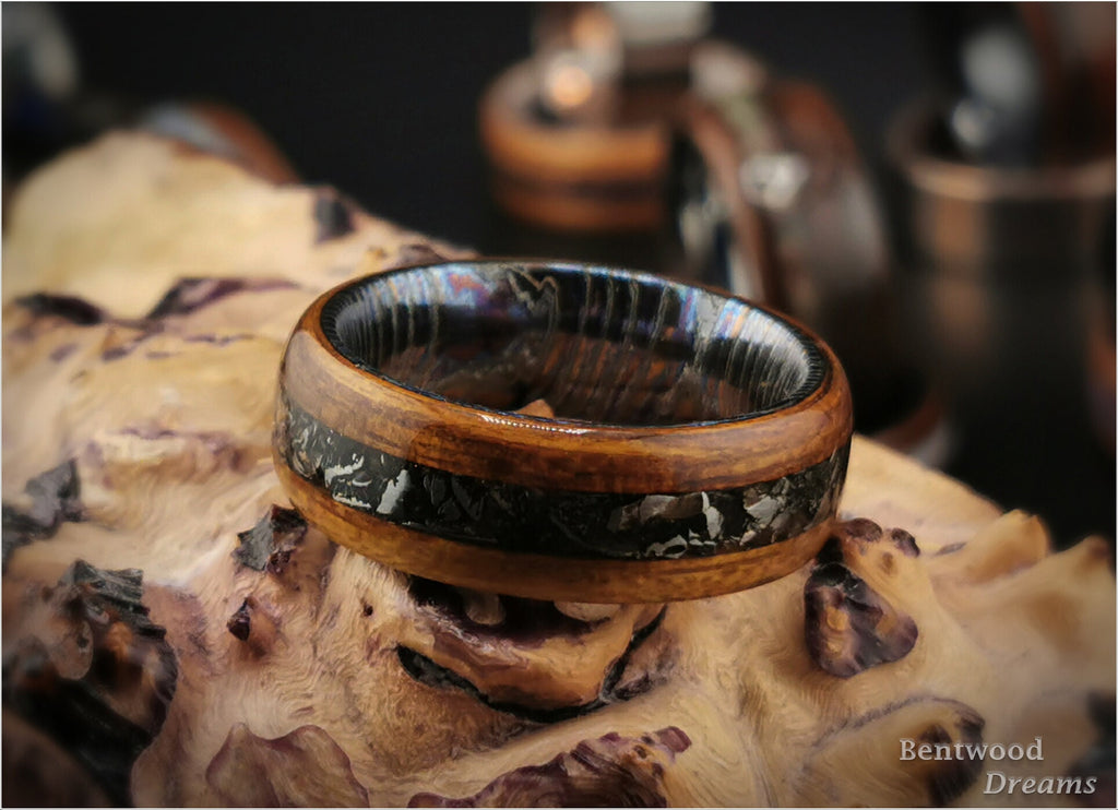 Bentwood Ring: Ako, inlaid Aletai Meteorite, Zircuti core - wood ring