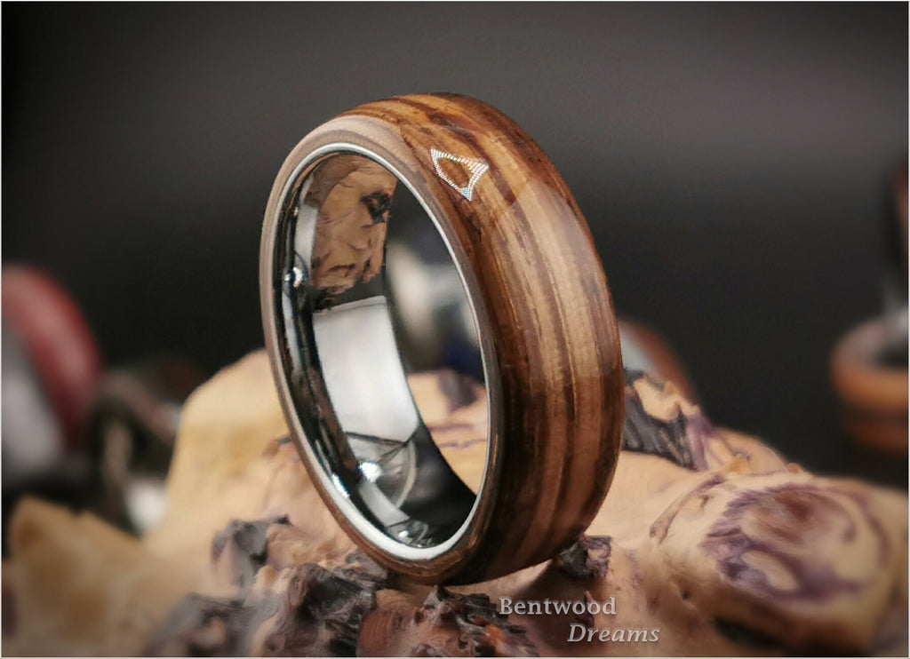 Bentwood Ring: Zebrano, polished White Tungsten core