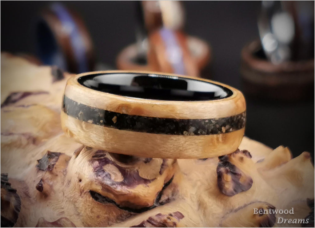 Birdseye Maple Bentwood Ring: Volcanic Sand Inlay, Black Ceramic Core