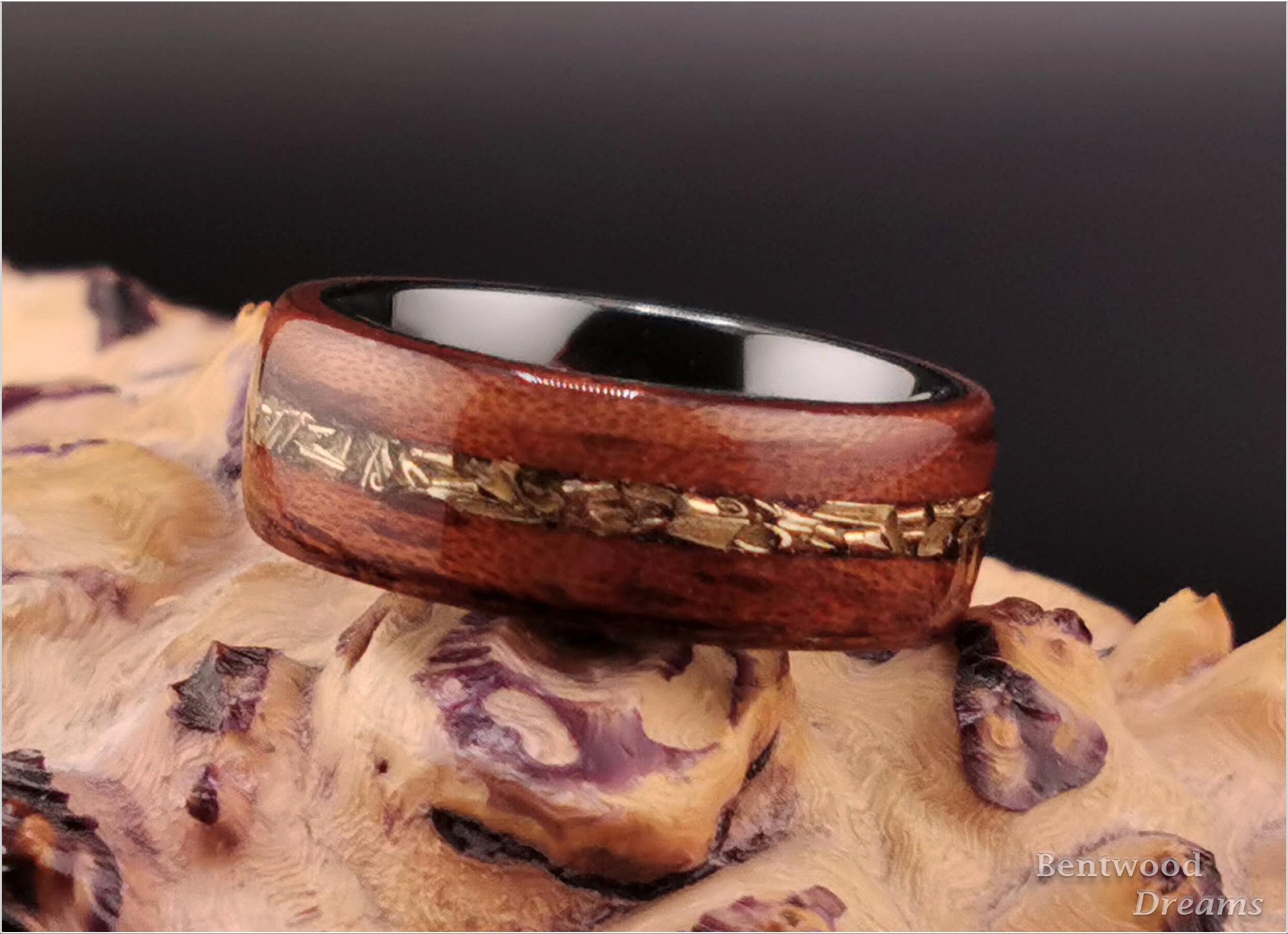 Bubinga Bentwood Ring: M41 Tank Shavings Inlay, Black Zirconium Core