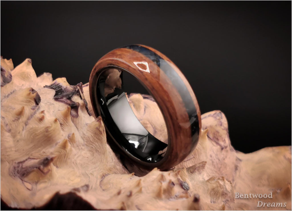 Bentwood Ring: Jatoba, offset inlaid Sieber Agate, Polished Black Ceramic core, wood ring