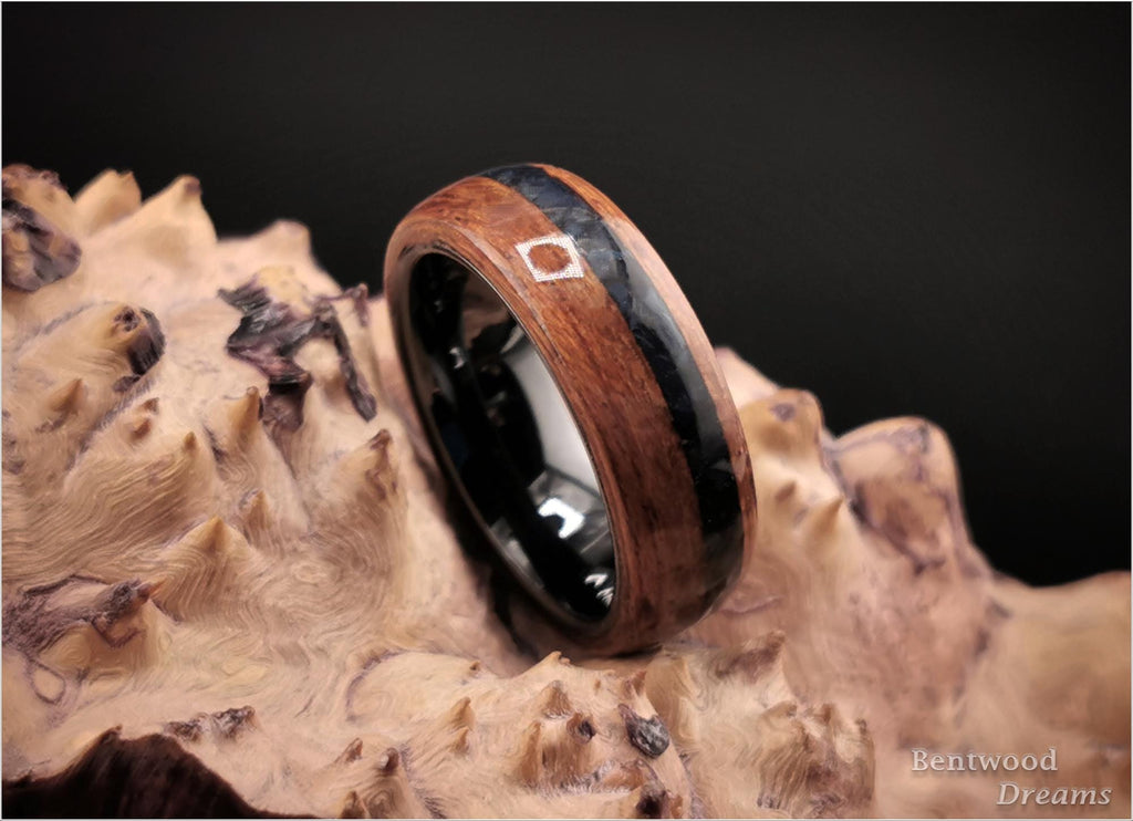 Bentwood Ring: Jatoba, offset inlaid Sieber Agate, Polished Black Ceramic core, wood ring