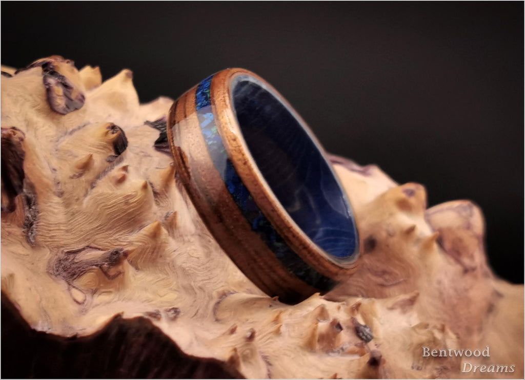 Mangowood Bentwood Ring: Azurite Inlay, Box Elder Core
