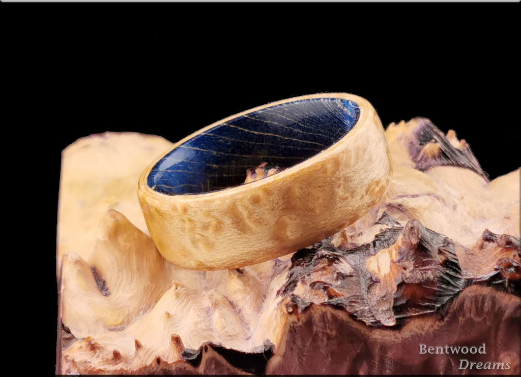 Birdseye Maple Bentwood Ring: Blue Box Elder Core