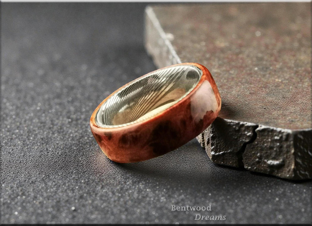 Bentwood Ring: Redwood Super Burl, Damascus Steel core