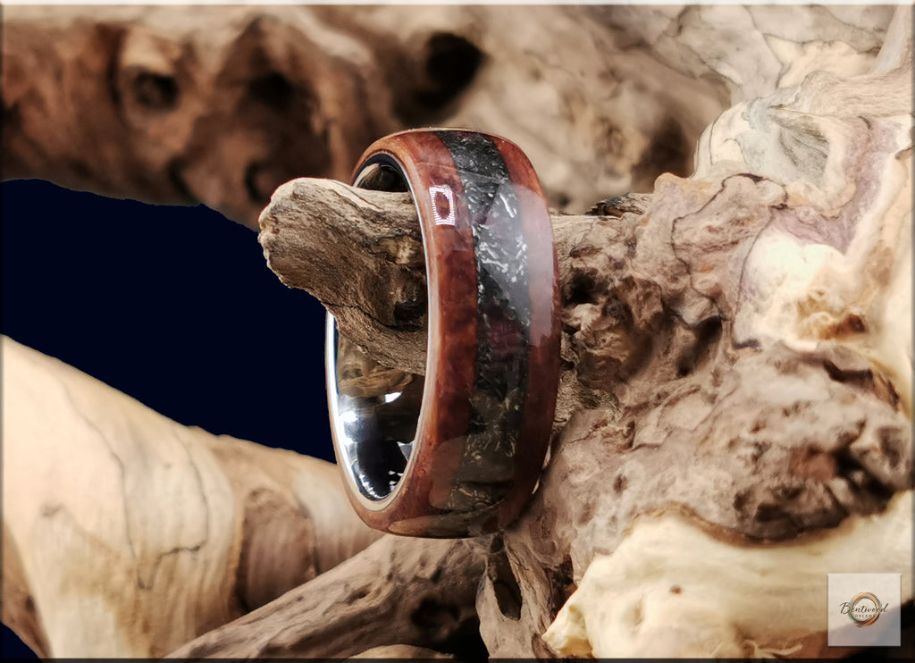 Redwood Burl Bentwood Ring: Brenham Meteorite & Garnet Inlay, Copper Core